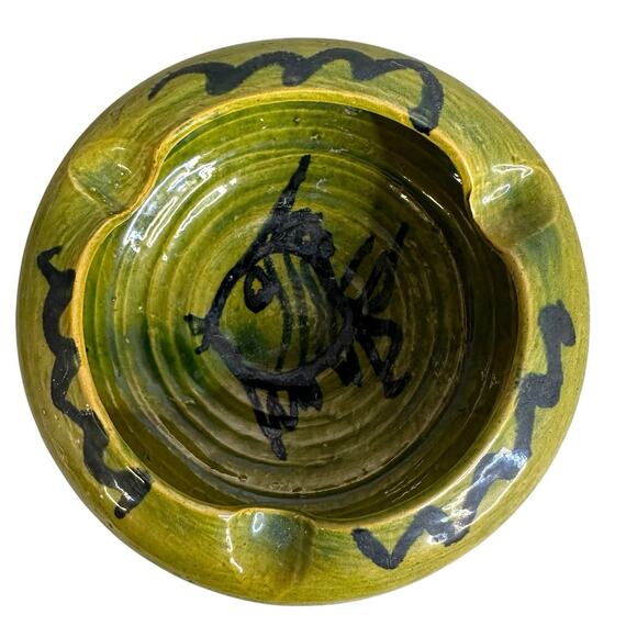 Native Ceramics LTD Ashtray Green Fish - Picture 3 of 7